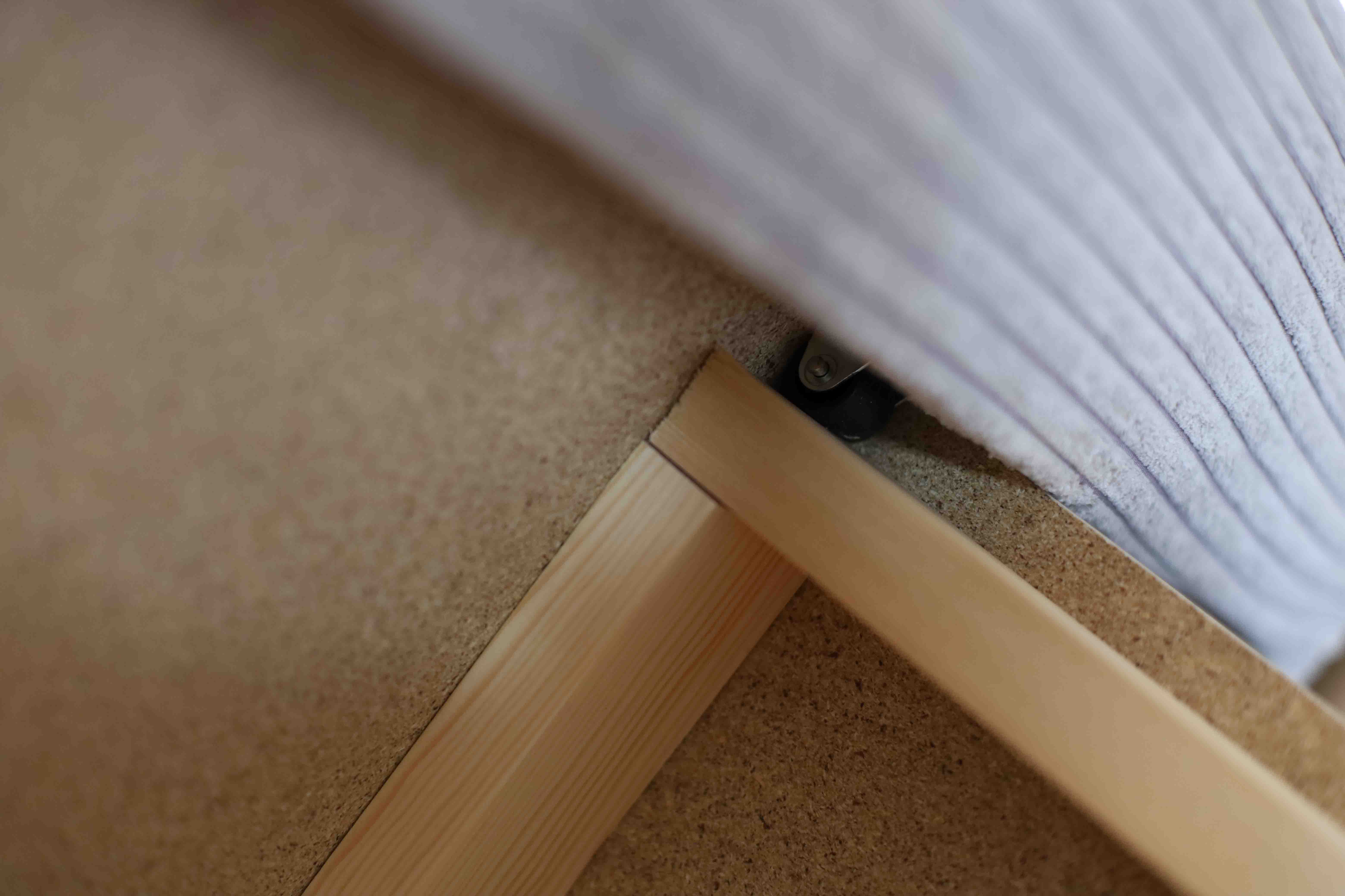 Rozkládací pohovka s funkcí spaní SILVER 3 manšestr růžová