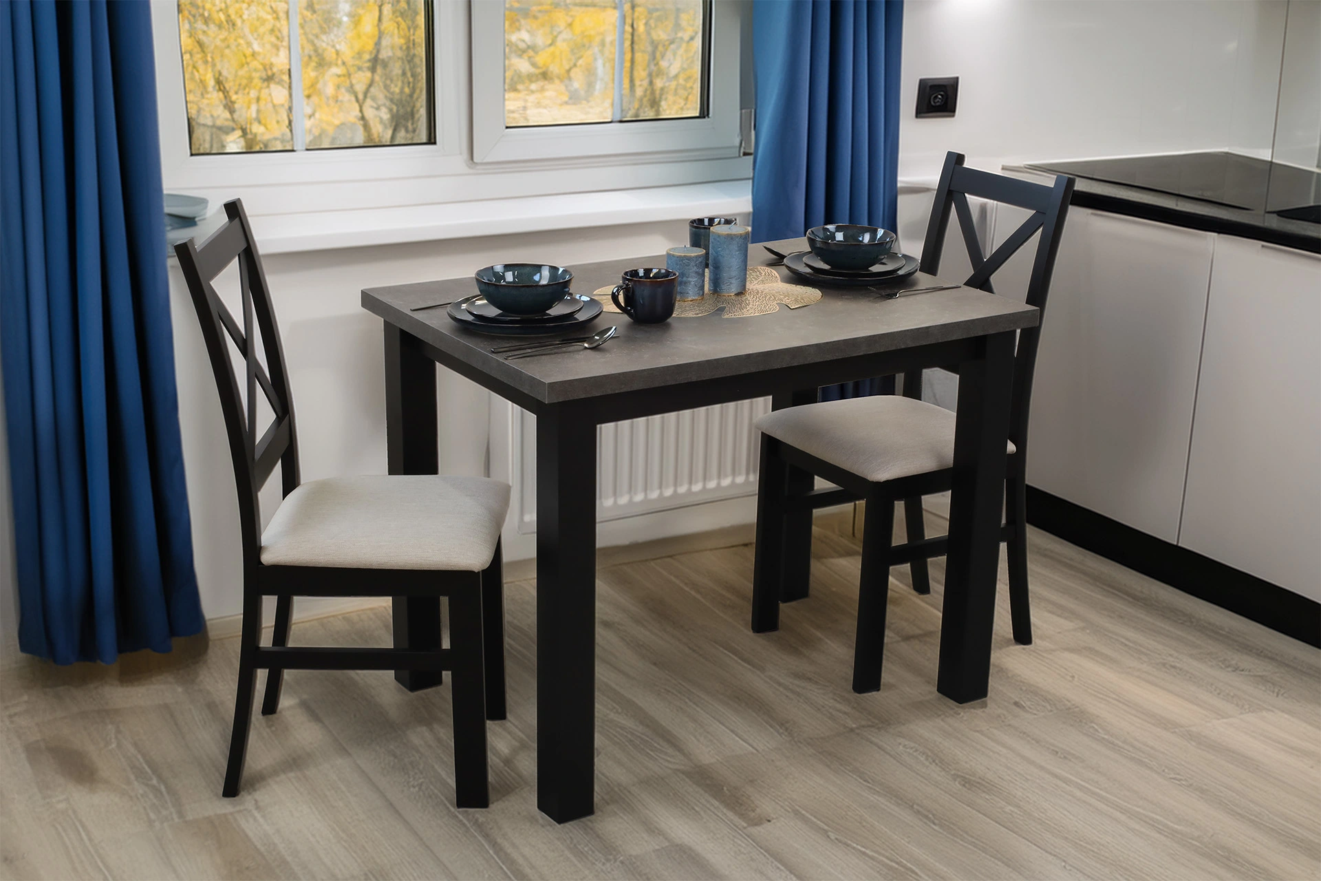 Stůl 100x70 se 2 židlemi M004-2 černá/beton